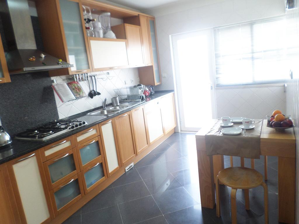 33 Jose Farinha Appartement Lissabon Kamer foto